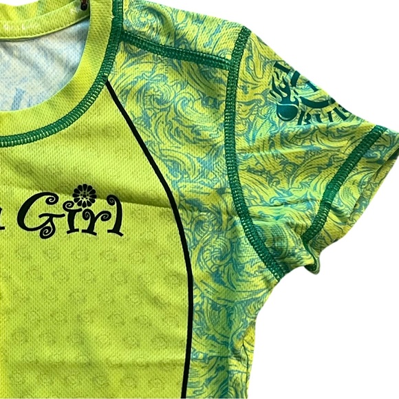 InknBurn Tech Shirt for Girls, New Condition, Bright neon yellow-green - Picture 5 of 5